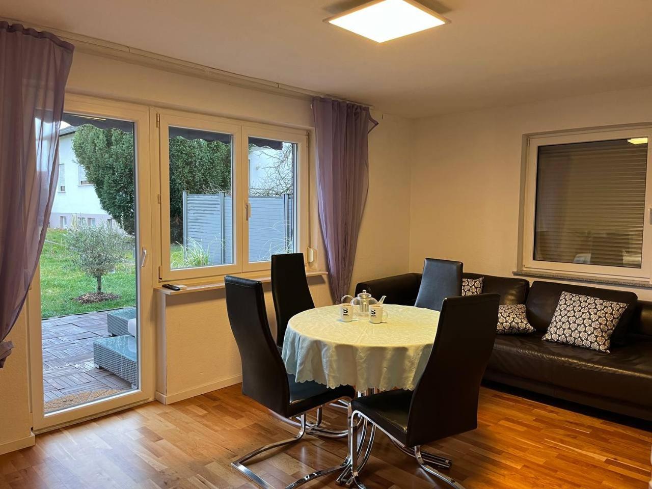 Gemuetliche 3 Zimmer Wohnung Mit Grosszuegiger Terrasse Im Gruenen Reutlingen Eksteriør billede