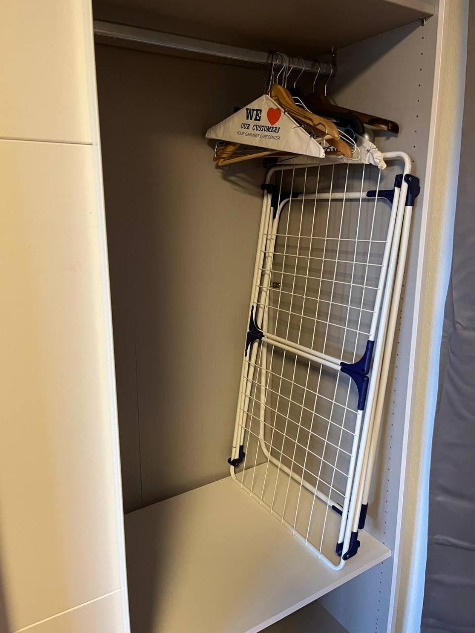 Gemuetliche 3 Zimmer Wohnung Mit Grosszuegiger Terrasse Im Gruenen Reutlingen Eksteriør billede